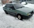 Зеленый ВАЗ 21099, объемом двигателя 1 л и пробегом 300 тыс. км за 750 $, фото 1 на Automoto.ua