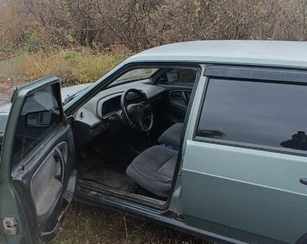ВАЗ 21099 2007 у Чугуеве на Automoto.ua Зелений ВАЗ 21099, об'ємом двигуна 1.6 л та пробігом 200 тис. км за 1000 $, фото 6 на Automoto.ua
