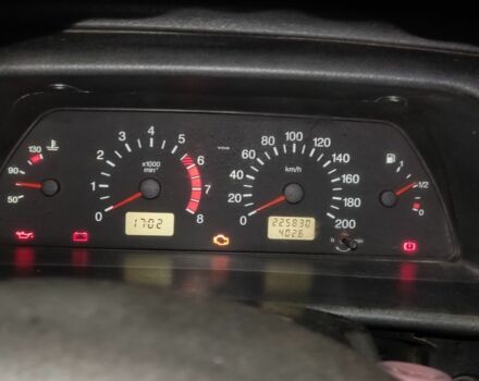Зелений ВАЗ 21099, об'ємом двигуна 1.6 л та пробігом 230 тис. км за 1900 $, фото 4 на Automoto.ua