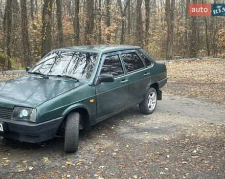 Зеленый ВАЗ 21099, объемом двигателя 1.6 л и пробегом 250 тыс. км за 2100 $, фото 2 на Automoto.ua