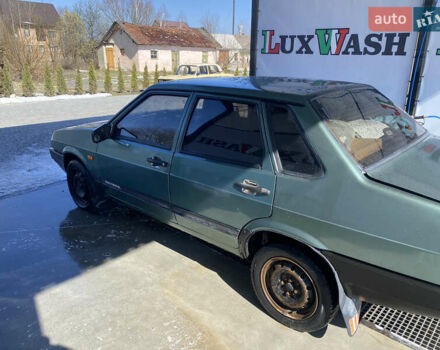 Зеленый ВАЗ 21099, объемом двигателя 1.6 л и пробегом 300 тыс. км за 1799 $, фото 3 на Automoto.ua