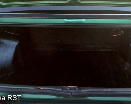 Зелений ВАЗ 21099, об'ємом двигуна 1.6 л та пробігом 237 тис. км за 2000 $, фото 2 на Automoto.ua