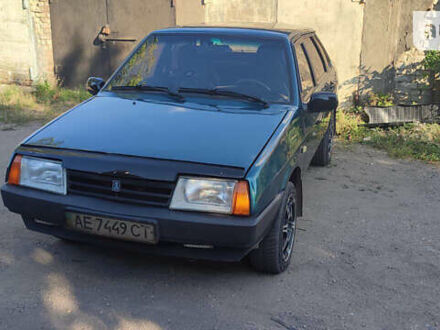 ВАЗ 21099 1994 у Кривому Розі на Automoto.ua Зелений ВАЗ 21099, об'ємом двигуна 1.5 л та пробігом 111 тис. км за 1800 $, фото 1 на Automoto.ua