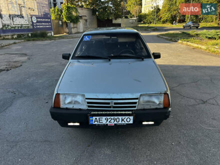 Зеленый ВАЗ 21099, объемом двигателя 1.5 л и пробегом 200 тыс. км за 1000 $, фото 1 на Automoto.ua