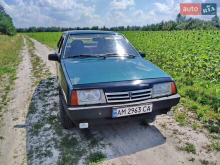 Зелений ВАЗ 21099, об'ємом двигуна 1.5 л та пробігом 210 тис. км за 1400 $, фото 1 на Automoto.ua