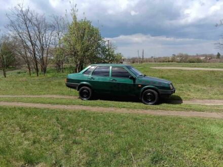 ВАЗ 21099 1999 у Белгород-Днестровском на Automoto.ua Зелений ВАЗ 21099, об'ємом двигуна 0 л та пробігом 999 тис. км за 1300 $, фото 1 на Automoto.ua