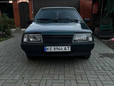 Зеленый ВАЗ 21099, объемом двигателя 1.5 л и пробегом 200 тыс. км за 1250 $, фото 1 на Automoto.ua