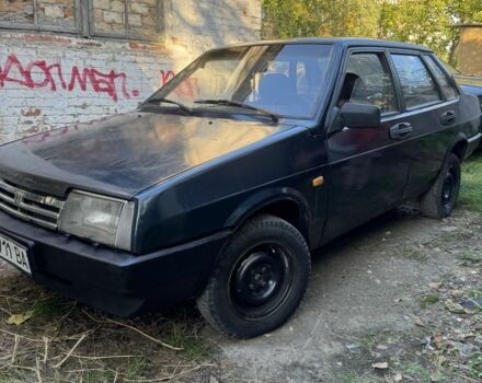 Зеленый ВАЗ 21099, объемом двигателя 1.4 л и пробегом 323 тыс. км за 335 $, фото 1 на Automoto.ua