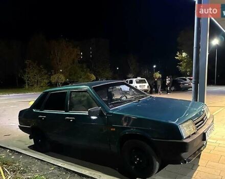 Зеленый ВАЗ 21099, объемом двигателя 1.5 л и пробегом 300 тыс. км за 1500 $, фото 1 на Automoto.ua