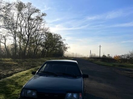 Зеленый ВАЗ 21099, объемом двигателя 1.5 л и пробегом 300 тыс. км за 1500 $, фото 1 на Automoto.ua