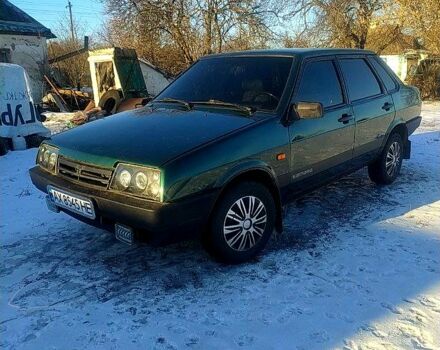 Зеленый ВАЗ 21099, объемом двигателя 1.5 л и пробегом 300 тыс. км за 1800 $, фото 1 на Automoto.ua