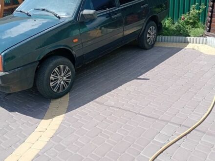 ВАЗ 21099 2002 у Миргороде на Automoto.ua Зелений ВАЗ 21099, об'ємом двигуна 0 л та пробігом 4 тис. км за 1000 $, фото 1 на Automoto.ua
