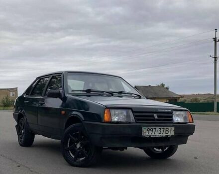 Зеленый ВАЗ 21099, объемом двигателя 1.5 л и пробегом 250 тыс. км за 1600 $, фото 1 на Automoto.ua