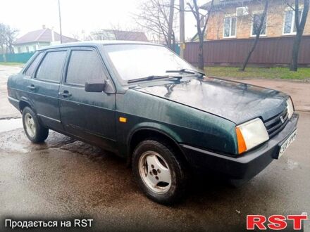 Зеленый ВАЗ 21099, объемом двигателя 1.5 л и пробегом 200 тыс. км за 1100 $, фото 1 на Automoto.ua