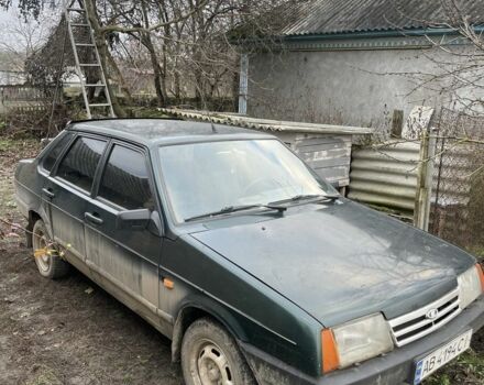 Зеленый ВАЗ 21099, объемом двигателя 1.5 л и пробегом 1000 тыс. км за 1000 $, фото 1 на Automoto.ua