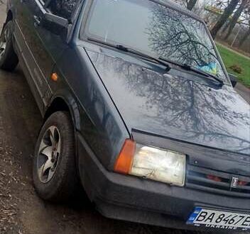 Зелений ВАЗ 21099, об'ємом двигуна 1.5 л та пробігом 200 тис. км за 2000 $, фото 1 на Automoto.ua