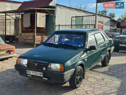 Зеленый ВАЗ 21099, объемом двигателя 1.5 л и пробегом 300 тыс. км за 1899 $, фото 1 на Automoto.ua