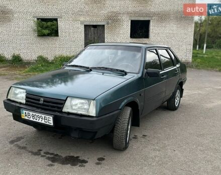 Зеленый ВАЗ 21099, объемом двигателя 1.5 л и пробегом 210 тыс. км за 1500 $, фото 1 на Automoto.ua