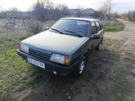 Зелений ВАЗ 21099, об'ємом двигуна 1.5 л та пробігом 258 тис. км за 1650 $, фото 1 на Automoto.ua