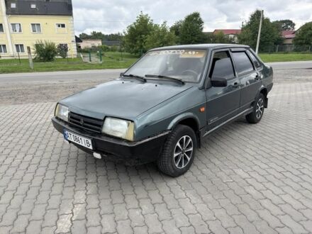ВАЗ 21099 2005 в Галиче на Automoto.ua Зеленый ВАЗ 21099, объемом двигателя 1.5 л и пробегом 200 тыс. км за 900 $, фото 1 на Automoto.ua