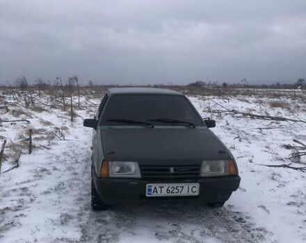 Зеленый ВАЗ 21099, объемом двигателя 1.5 л и пробегом 300 тыс. км за 1100 $, фото 1 на Automoto.ua