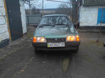 Зеленый ВАЗ 21099, объемом двигателя 1.5 л и пробегом 120 тыс. км за 1551 $, фото 1 на Automoto.ua