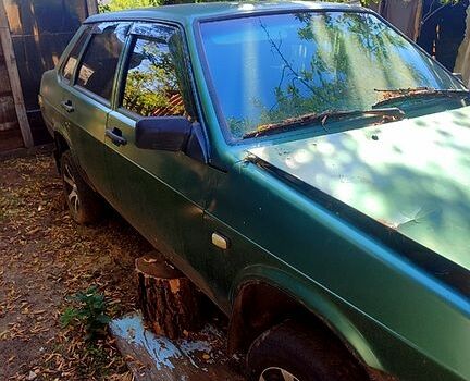 Зеленый ВАЗ 21099, объемом двигателя 1.5 л и пробегом 245 тыс. км за 590 $, фото 1 на Automoto.ua
