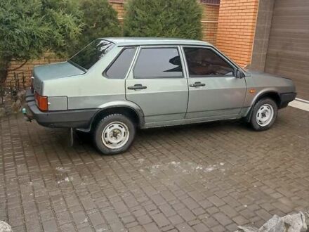 Зеленый ВАЗ 21099, объемом двигателя 1.5 л и пробегом 180 тыс. км за 2095 $, фото 1 на Automoto.ua