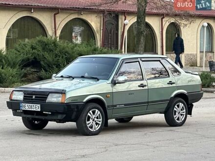 Зеленый ВАЗ 21099, объемом двигателя 1.5 л и пробегом 275 тыс. км за 2000 $, фото 1 на Automoto.ua