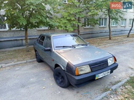 Зеленый ВАЗ 21099, объемом двигателя 1.6 л и пробегом 250 тыс. км за 750 $, фото 1 на Automoto.ua
