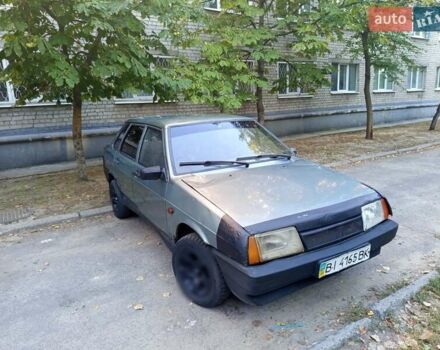 Зеленый ВАЗ 21099, объемом двигателя 1.6 л и пробегом 250 тыс. км за 750 $, фото 1 на Automoto.ua