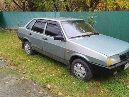 Зелений ВАЗ 21099, об'ємом двигуна 1.59 л та пробігом 280 тис. км за 2000 $, фото 1 на Automoto.ua