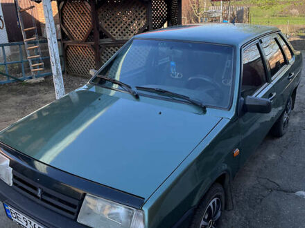 ВАЗ 21099 2007 в Первомайск на Automoto.ua Зеленый ВАЗ 21099, объемом двигателя 1.6 л и пробегом 250 тыс. км за 2000 $, фото 1 на Automoto.ua