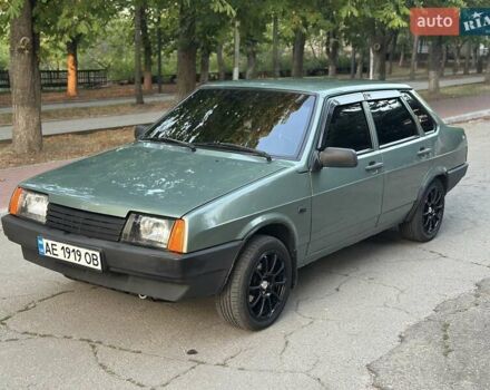 Зеленый ВАЗ 21099, объемом двигателя 1.6 л и пробегом 200 тыс. км за 3000 $, фото 1 на Automoto.ua