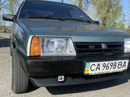 ВАЗ 21099 2008 у Шполе на Automoto.ua Зелений ВАЗ 21099, об'ємом двигуна 1.6 л та пробігом 89 тис. км за 3500 $, фото 1 на Automoto.ua