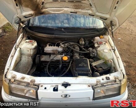 Білий ВАЗ 2110, об'ємом двигуна 1.5 л та пробігом 350 тис. км за 901 $, фото 12 на Automoto.ua