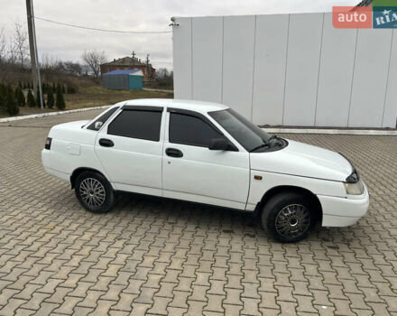 Белый ВАЗ 2110, объемом двигателя 1.6 л и пробегом 200 тыс. км за 1750 $, фото 3 на Automoto.ua