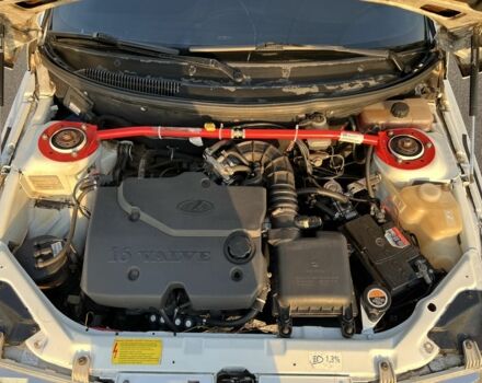 Білий ВАЗ 2110, об'ємом двигуна 1.6 л та пробігом 180 тис. км за 2800 $, фото 5 на Automoto.ua