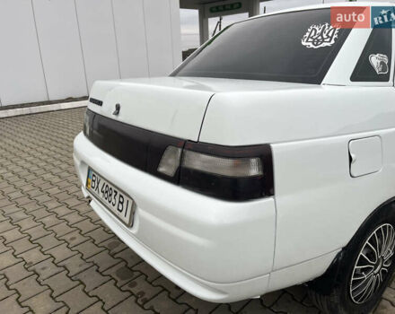 Белый ВАЗ 2110, объемом двигателя 1.6 л и пробегом 190 тыс. км за 1750 $, фото 5 на Automoto.ua