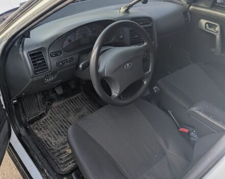 Белый ВАЗ 2110, объемом двигателя 1.6 л и пробегом 164 тыс. км за 3000 $, фото 9 на Automoto.ua