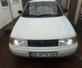 Белый ВАЗ 2110, объемом двигателя 1.6 л и пробегом 327 тыс. км за 2000 $, фото 1 на Automoto.ua