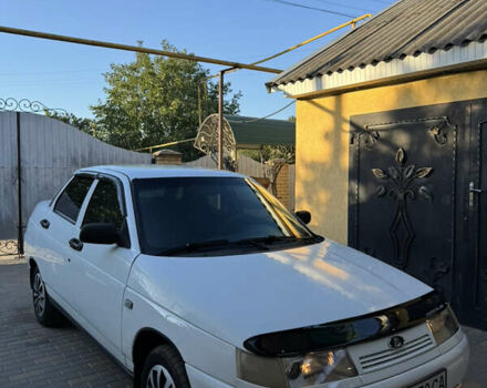 Белый ВАЗ 2110, объемом двигателя 1.6 л и пробегом 135 тыс. км за 2800 $, фото 3 на Automoto.ua