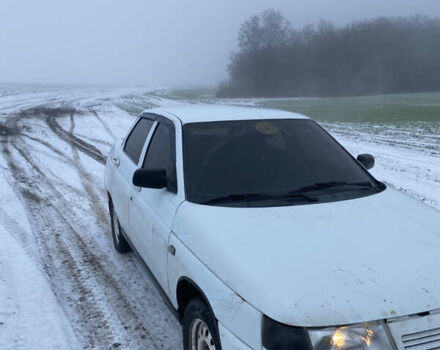 Белый ВАЗ 2110, объемом двигателя 1.6 л и пробегом 240 тыс. км за 2350 $, фото 2 на Automoto.ua