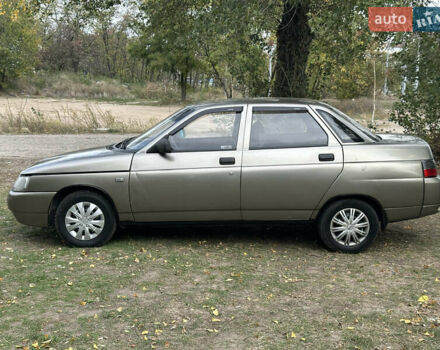 Бежевый ВАЗ 2110, объемом двигателя 1.6 л и пробегом 142 тыс. км за 1600 $, фото 2 на Automoto.ua