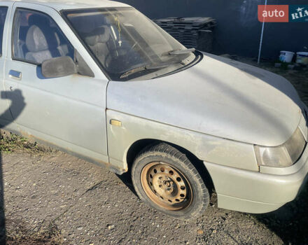 Бежевый ВАЗ 2110, объемом двигателя 0 л и пробегом 300 тыс. км за 600 $, фото 4 на Automoto.ua