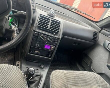 Бежевый ВАЗ 2110, объемом двигателя 1.6 л и пробегом 451 тыс. км за 2000 $, фото 44 на Automoto.ua