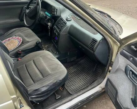 Бежевый ВАЗ 2110, объемом двигателя 1.6 л и пробегом 451 тыс. км за 2000 $, фото 46 на Automoto.ua