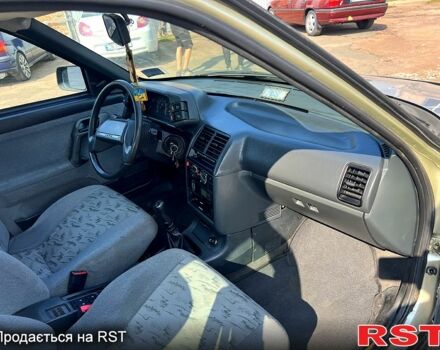 Бежевый ВАЗ 2110, объемом двигателя 1.6 л и пробегом 147 тыс. км за 2150 $, фото 4 на Automoto.ua