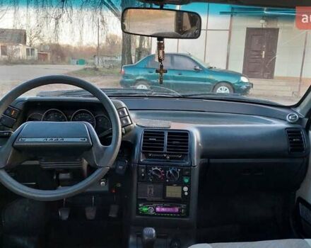 Бежевый ВАЗ 2110, объемом двигателя 1.6 л и пробегом 230 тыс. км за 2299 $, фото 9 на Automoto.ua