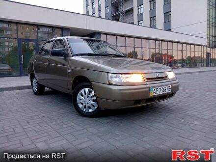 Бежевый ВАЗ 2110, объемом двигателя 1.5 л и пробегом 125 тыс. км за 1500 $, фото 1 на Automoto.ua